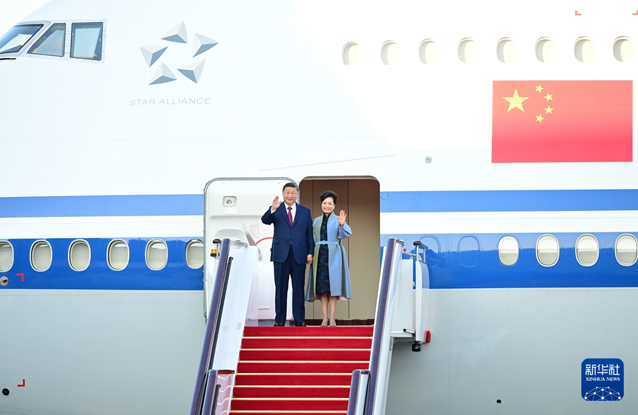 习近平抵达澳门 将出席庆祝澳门回归祖国25周年大会
